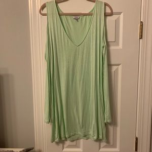 Mint green Tobi cold shoulder dress. Size L.